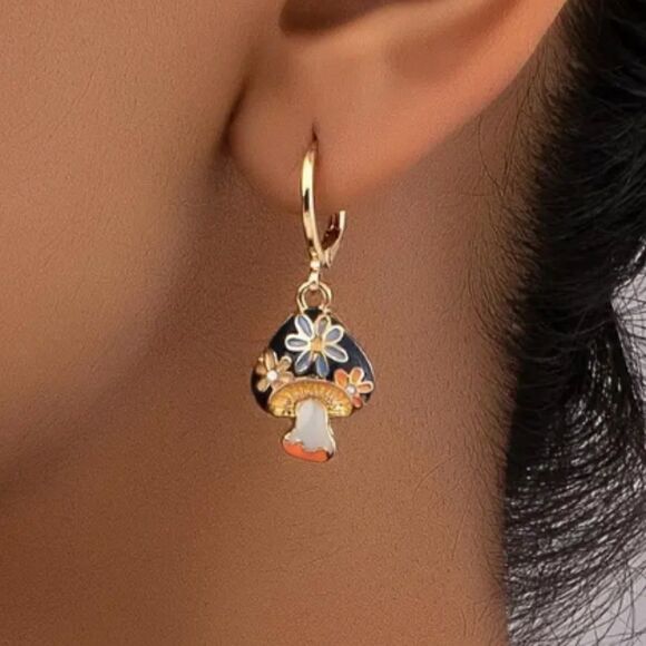 Enchanting Golden Mushroom Pendant Earrings Toadstool Grunge Morel Jewelry Boho - Picture 1 of 4